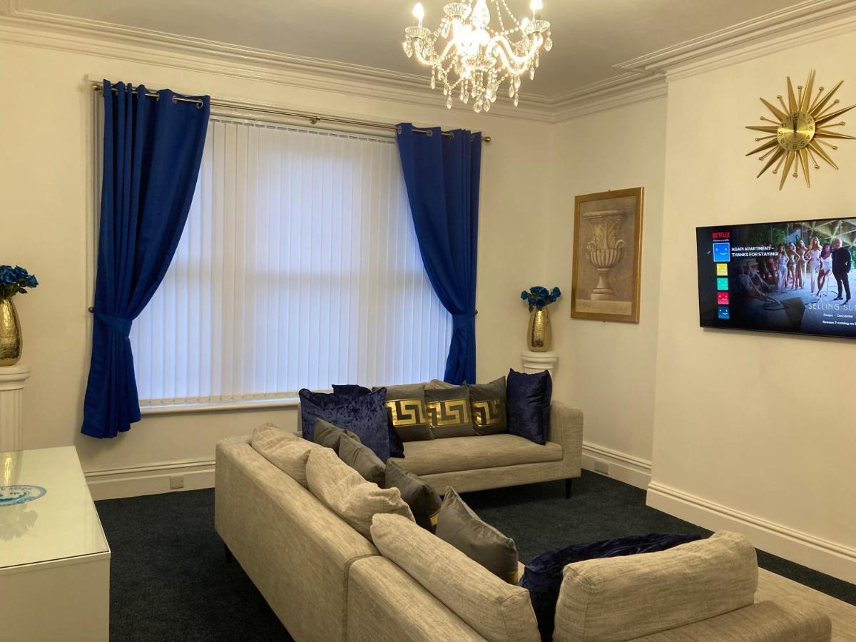 Agapi Apartment - Sea View Sleeps Ten Blackpool Eksteriør billede
