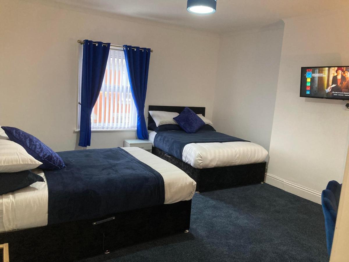 Agapi Apartment - Sea View Sleeps Ten Blackpool Eksteriør billede